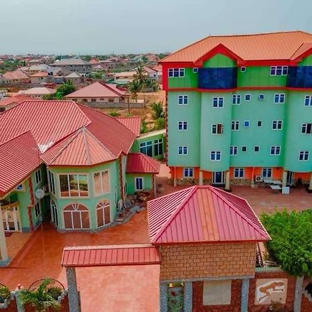 Dc Ambassadors Hotel Dawhwenya Zewnętrze zdjęcie