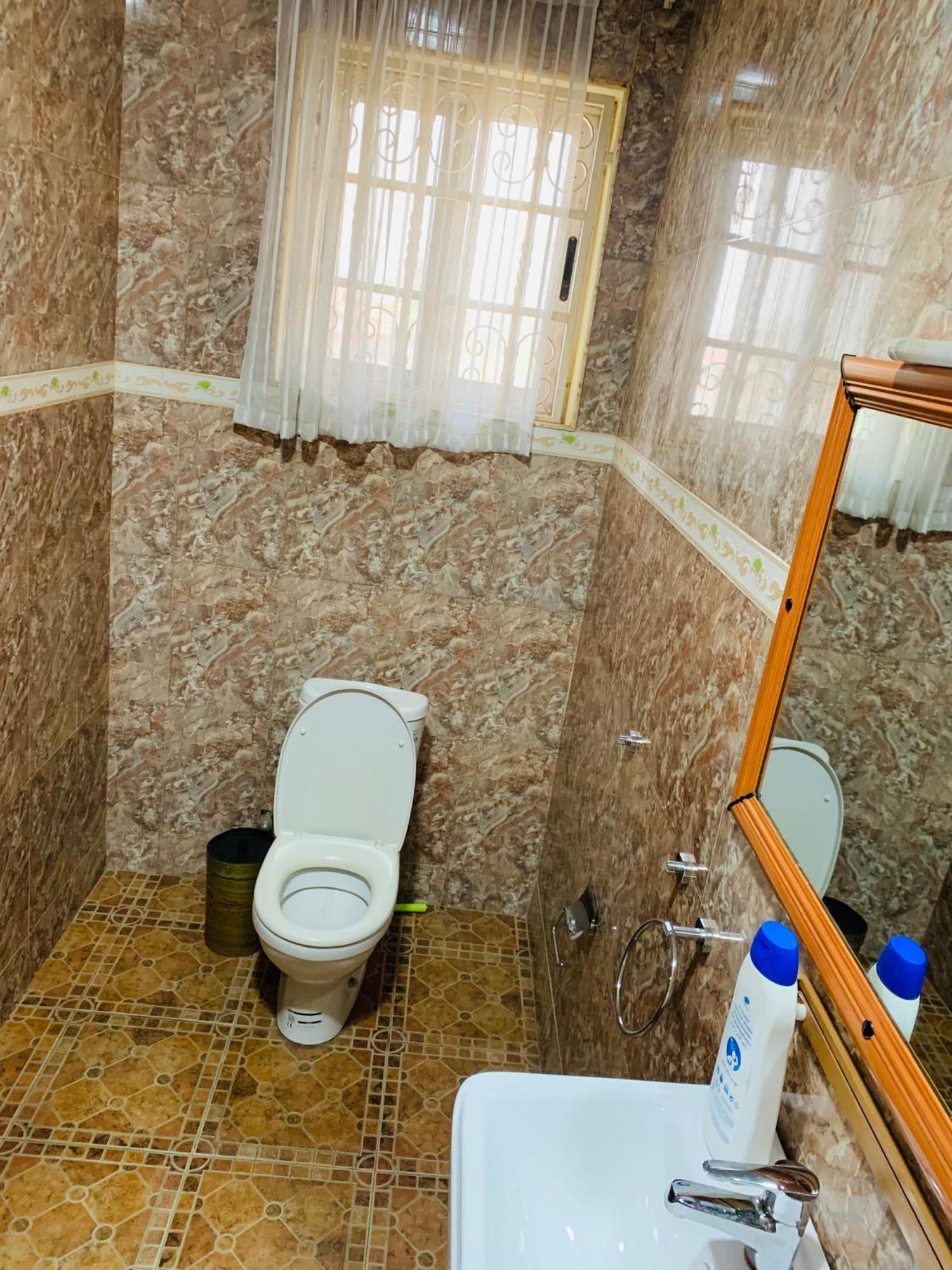 Dc Ambassadors Hotel Dawhwenya Zewnętrze zdjęcie